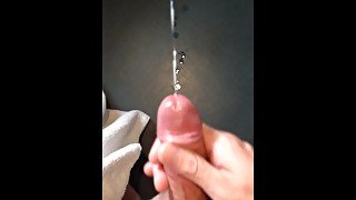 Huge Cumshot (7 streams of thick cum)