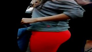 Mama Nalgona En Leggins Naranjas Fosforecentes