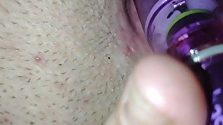 Close-up masturbation. Make sure you are alone, and/or have headphones or mute before viewing