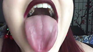 BBW Goddess vore, biting, teasing and mouth close up