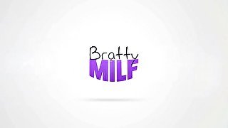 Milf Comes On To Step sons Coach - S3:E1 - Brattymilf