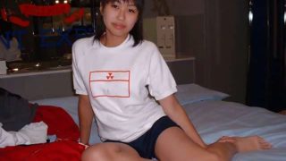 Teenage Korean GFs Naked!