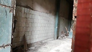 ⭐fucking A Girl In An Abandoned Building