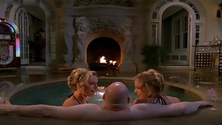 Diane Klimaszewski,Elaine Klimaszewski,Melissa Keller,Kimberly Ann Shafer in Drop Dead Sexy (2005)