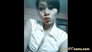 Sexy indonesian girl fucking with lover at hotel