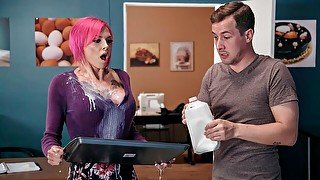 Cute pink-haired model Anna Bell Peaks jumps on a long penis