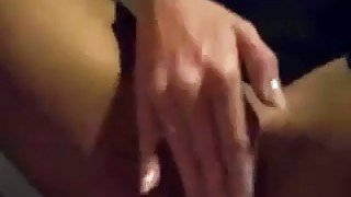 Watch me fingering and slapping my throbbing wet punani