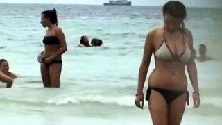 Beach voyeur captures public sex