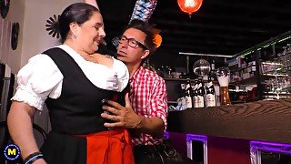 German waitress postpones work to be fucked