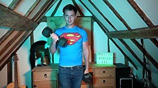 SUPERMAN BICEP WORSHIP INHALES