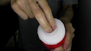 The sound of messing up a tenga【ASMR】