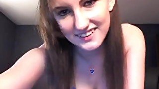 Showing boobs cam girl live