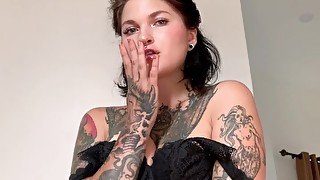 Making inked sub cum with pussy paddling and buttplug