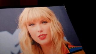 Cum with me on Taylor Swift photo - exclusive 2021