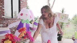 Kelly Madison seduced by a big bunny for a kinky fuck