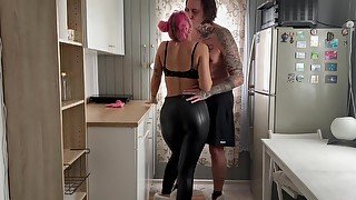 Made A Bitch In Leather Leggings Suck A Dick In The Kitchen And Cum On Her Face