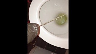 BBC PISSING IN TOILET (exclusive)