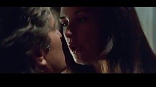 Celebrity Sex Scene - Demi Moore loves to disclose things