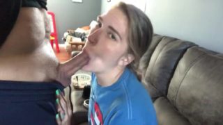 Kneeling eye contact sensual suck job quickie 