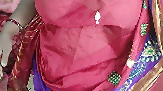 Indian curvy bhabi dance in re sharee and showing her naked body