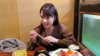HカップのダイナマイトボディでノリノリSEXしちゃう美女