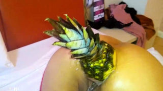 Fucking Her Ass With a Huge Pineapple