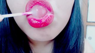 Food Porn Diary: Mila loves Lolipops! (ASMR)