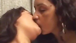 Step mom Kissing Step daughter