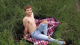 Amateur Czech dude fucked with his ass in the grass