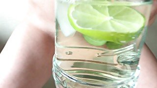 Pee cocktail with lime and mint