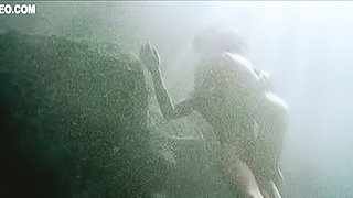 Sexy Juliette Lewis Shows It All In a Bonerific Underwater Sex Scene