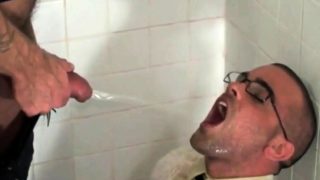 Giving the twink a facial then a golden shower peeing piss