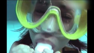 Sexy Asian Scuba Diving Underwater Blowing Bubbles Scuba Training PART 2