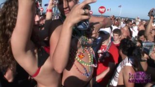 Girls Going Wild At Huge Texas Beach Party