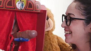 Surprise for a Cute Inexperienced Doll Big Cock with a Bow