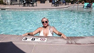 Big Tits Teen Amateur Blonde AlexisKayxxx at the Pool ready for fame. Fucks a stranger.