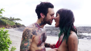 Inked emo gets cum soaked