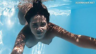 Venezuelan Juicy Teen Showing Big Tits Underwater