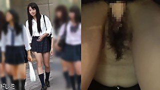 221108電車で痴漢する動画が超エロいc