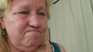 He is lured into sex by chubby mother in law