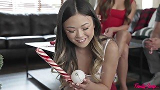 My Swap Step sister Gives A Handjob To A Candy Cane - S4:E4 - Familyswap