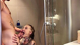 Petite hottie deepthroats in the shower before she gets fucked