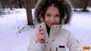 I love quick sex outdoors even in winter - Cum on my pretty face POV