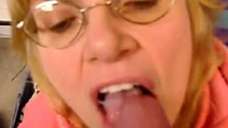 Blowjob Buddy gets Cum in her Mouth