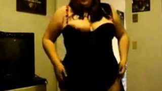 Cute BBW Dancing and Stripping