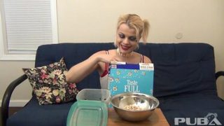 Sexy Nadia eats cereal filled with sexy soldiers