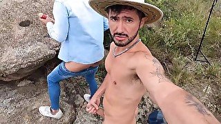 Secreto En La Montana Hoy: Te Preno En La Montana - Cowboys Montando A Pelo En El Bosque Al Aire Libre Pelicula Porno Amateur Sexo Anal En Cordoba - Argentina - Femboy Da Mamada Caliente En El Bosque Juego De Rol - Con Alex Barcelona 20 Min