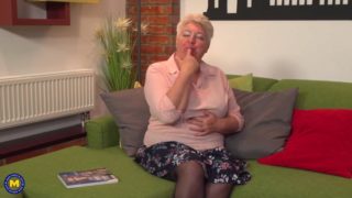 Chubby Granny Anal HD Porn Search - Xvidzz.com