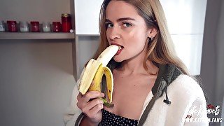 Hungry Neighbor Makes Amazing Eye Contact Blowjob - Huge Facial With Kate Kravets