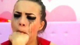 Cam girl face fucks and gags her self hard